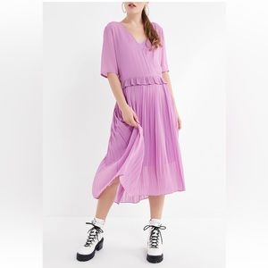 Lavendar/Lilac Oversized Midi Dress with pleats and slip included